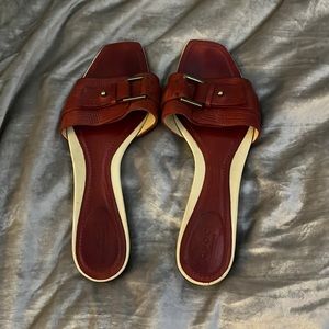 Red gucci leather slides w buckle size 8.5